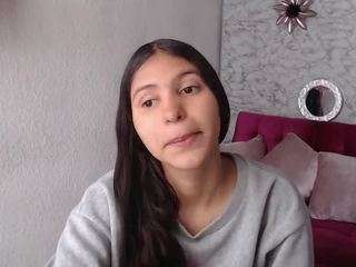 Evagirl69 nude on live sex chat