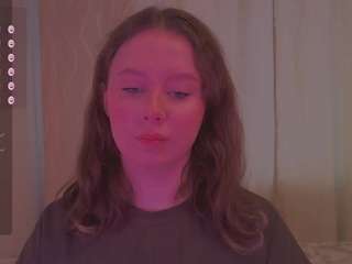 Kira-m nude on live sex chat