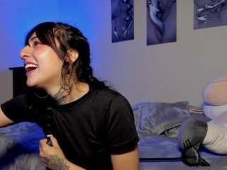 Lola-leah nude on live sex chat
