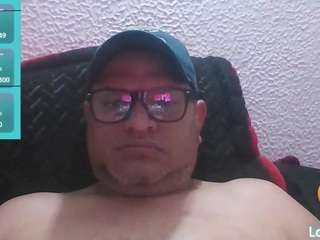 OralLoop nude on live sex chat