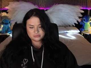 SerahMirabeli nude on live sex chat