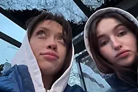 SnappyHappy naked strip on webcam for live sex chat