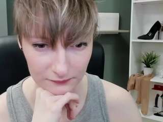 TastyBlair nude on live sex chat