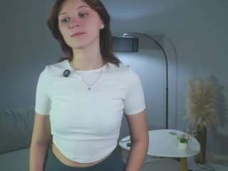 WinifredPillarella nude on live sex chat