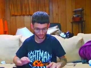 Youngkubenski215 nude on live sex chat