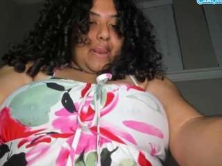 Angeliccreamyrican nude on live sex chat