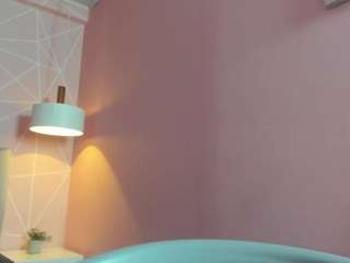 Dollyzoe nude on live sex chat