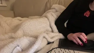 ijustturned18today naked strip on webcam for live sex chat