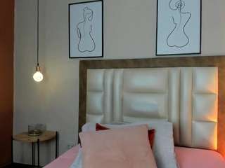 Jupiterfox nude on live sex chat