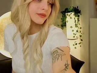 KarlaYegge nude on live sex chat
