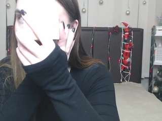 LauraHlot nude on live sex chat