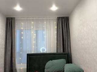 Margareth nude on live sex chat