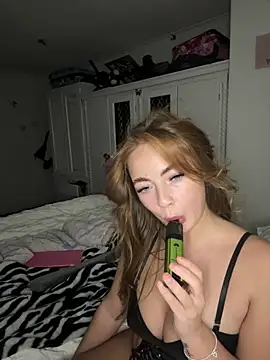 MissAroraaaxo naked strip on webcam for live sex chat