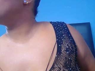 Naughty-biigass nude on live sex chat