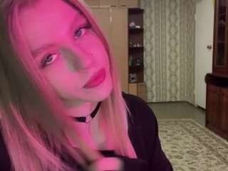 Vuklly nude on live sex chat