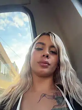 YouCandiSumisa naked strip on webcam for live sex chat