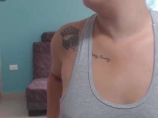 Anthonelaaqueen nude on live sex chat