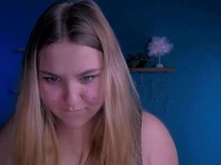 Dina-bloom nude on live sex chat