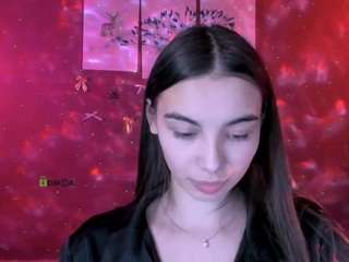 Leila-viper nude on live sex chat