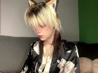 Lilian nude on live sex chat