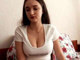 Lilly nude on live sex chat