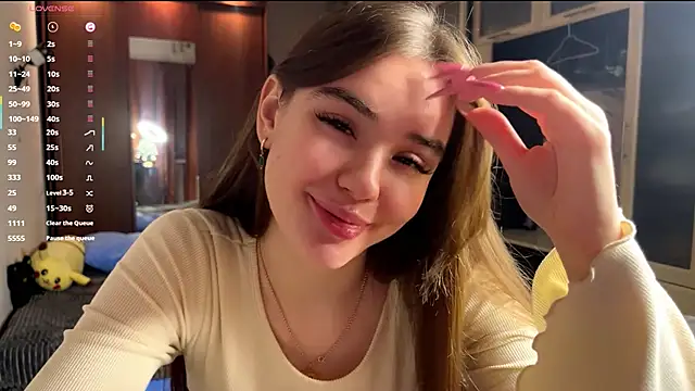 LubaSeirers naked strip on webcam for live sex chat