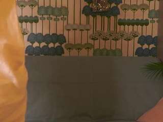 Mia nude on live sex chat