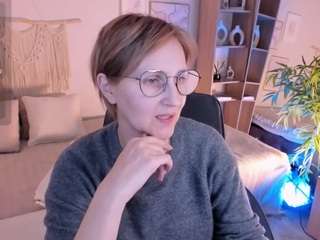 ParisCherry nude on live sex chat