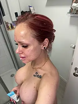 PennyPrincess naked strip on webcam for live sex chat