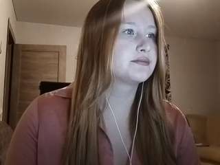 AnikaLipps nude on live sex chat