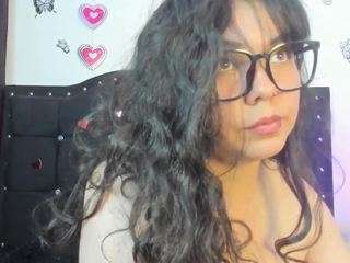 Ashley-tellez nude on live sex chat