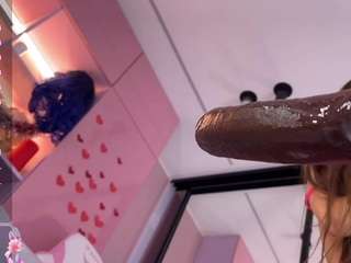 Crystallana nude on live sex chat