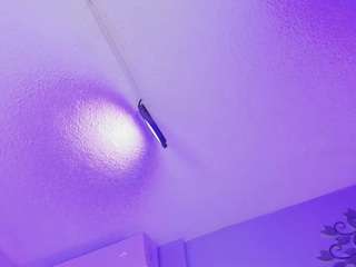 Emily-vill nude on live sex chat