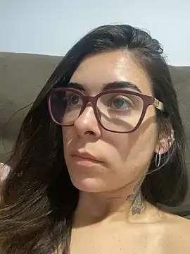 fer-nanda naked strip on webcam for live sex chat