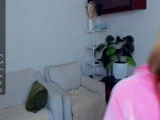 JackiChavoustie nude on live sex chat