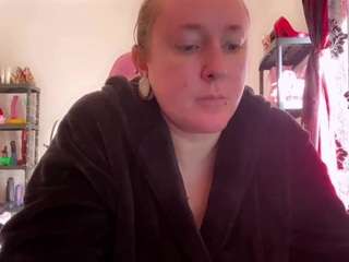 Kisicaxx nude on live sex chat