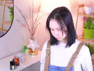OletaDurrwachter nude on live sex chat
