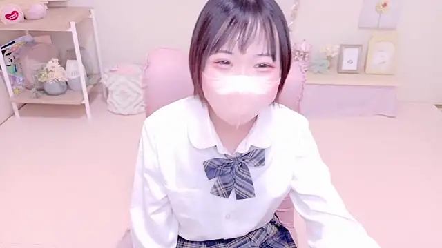 YUNOcha_oO naked strip on webcam for live sex chat