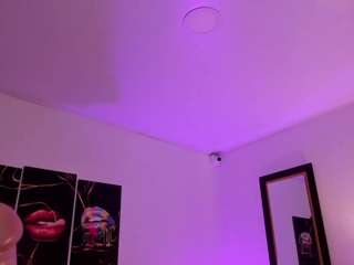 Alexaa10 nude on live sex chat
