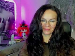 GlamHelen nude on live sex chat