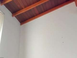 Maka_albarn nude on live sex chat