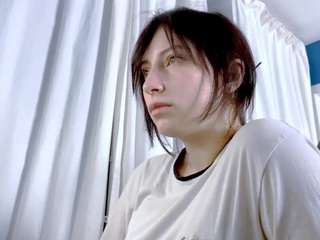Mary nude on live sex chat