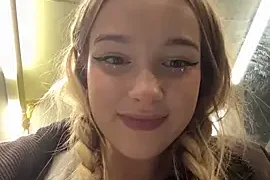 -teenytiny- naked strip on webcam for live sex chat