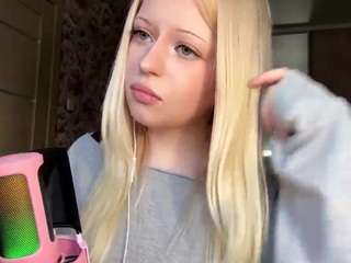 ThomasenaChiz nude on live sex chat