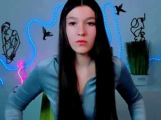 Veri-ni nude on live sex chat