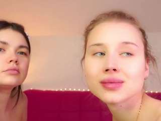 AbigailKuntz nude on live sex chat