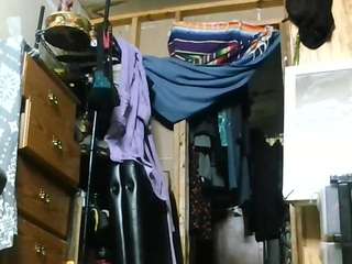 Alanahsinns nude on live sex chat