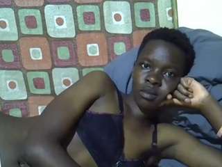 Cute-marion12 nude on live sex chat