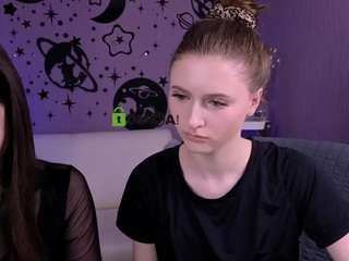 Flora-ri nude on live sex chat