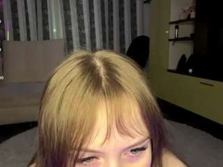 Leya nude on live sex chat